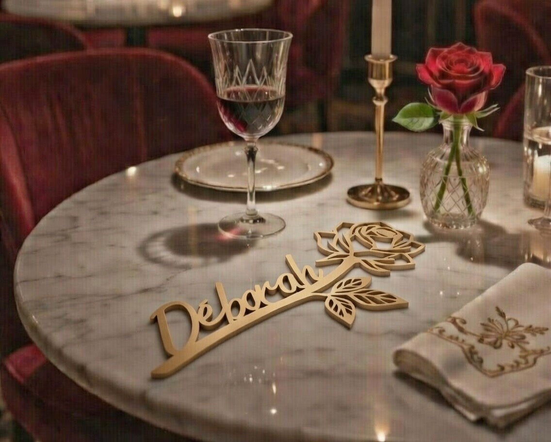 Rose en Bois Personnalisée avec Prénom - Cadeau Romantique Gravé