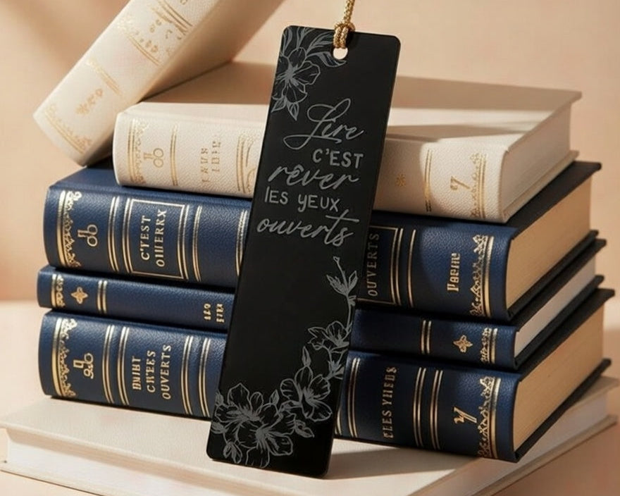 Marque-page personnalisé en acrylique – Élégance et émotion sur mesure